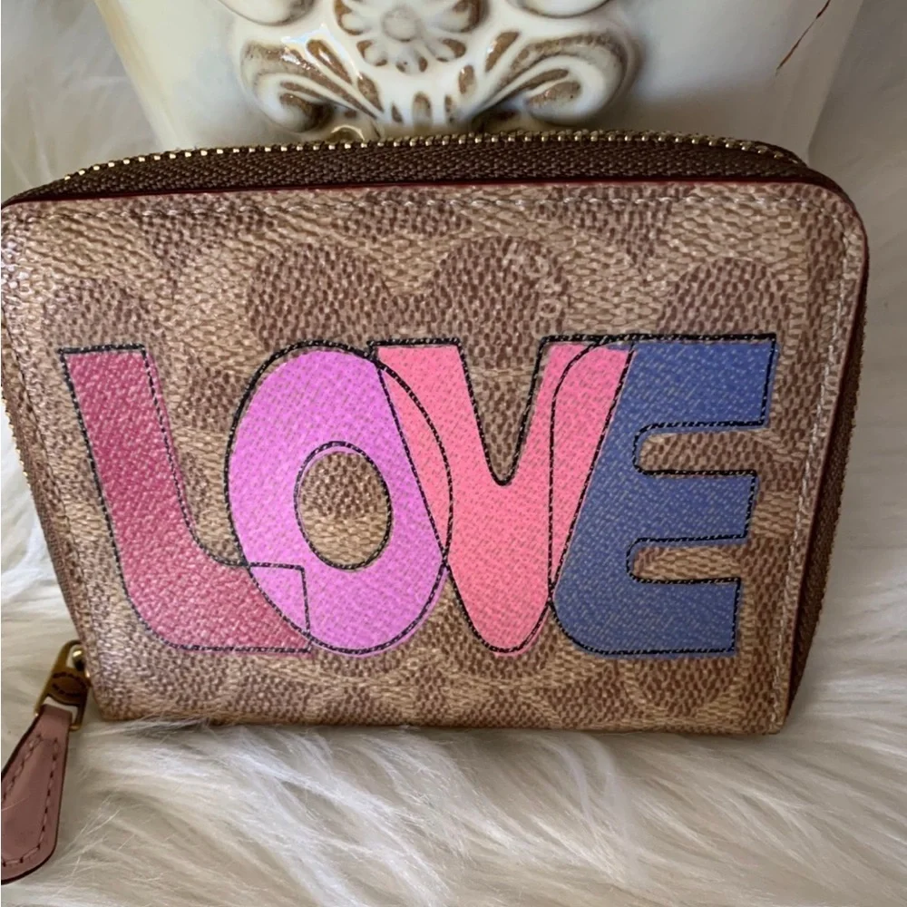 RARE Coach Small Zip Wallet in Signature Canvas With Love Print